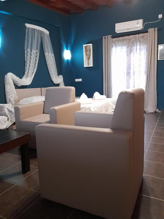 Victory Apartments Hotel Самотраки Экстерьер фото
