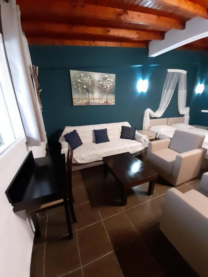 Victory Apartments Hotel Самотраки Экстерьер фото